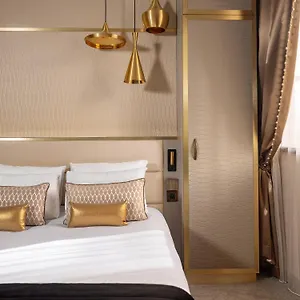 4* Отель Niepce Paris, Curio Collection By Hilton