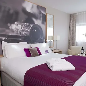Mercure 19 Philharmonie La Otel