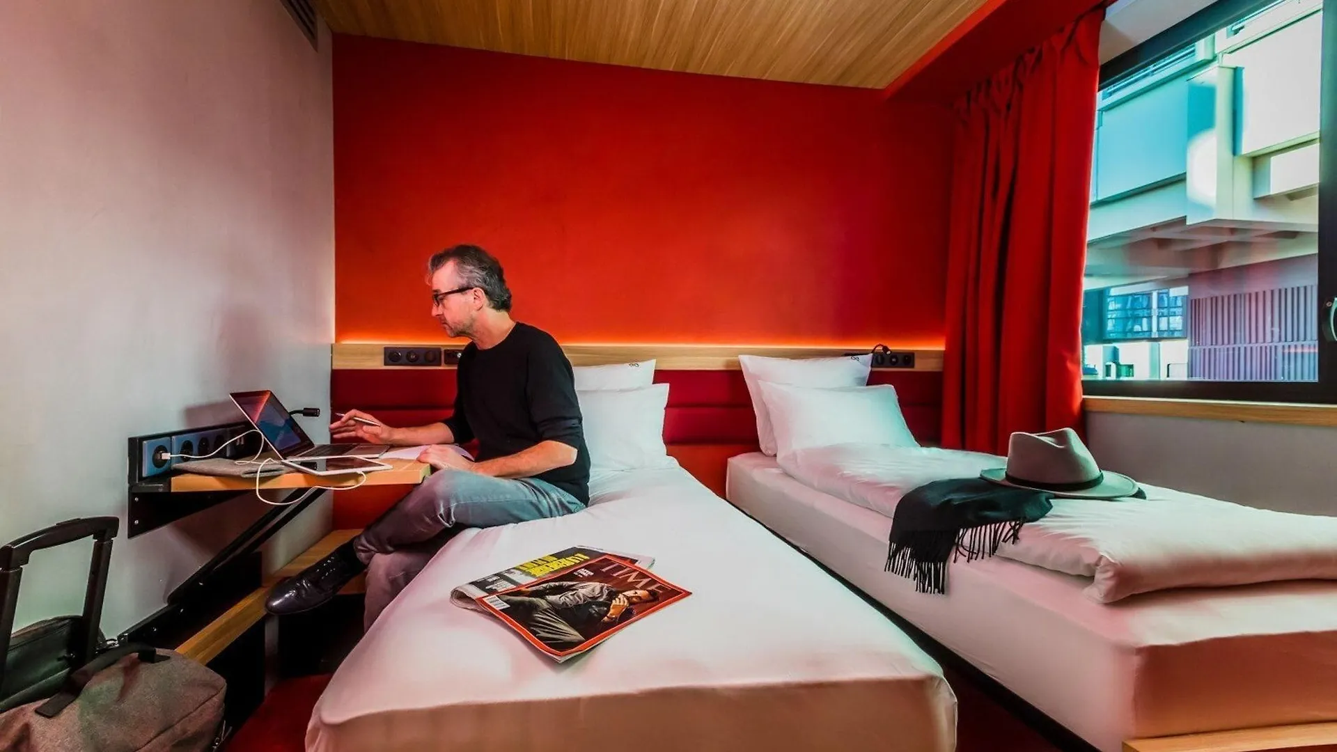 Yooma Urban Lodge Tour Eiffel Parigi 3*,  Francia