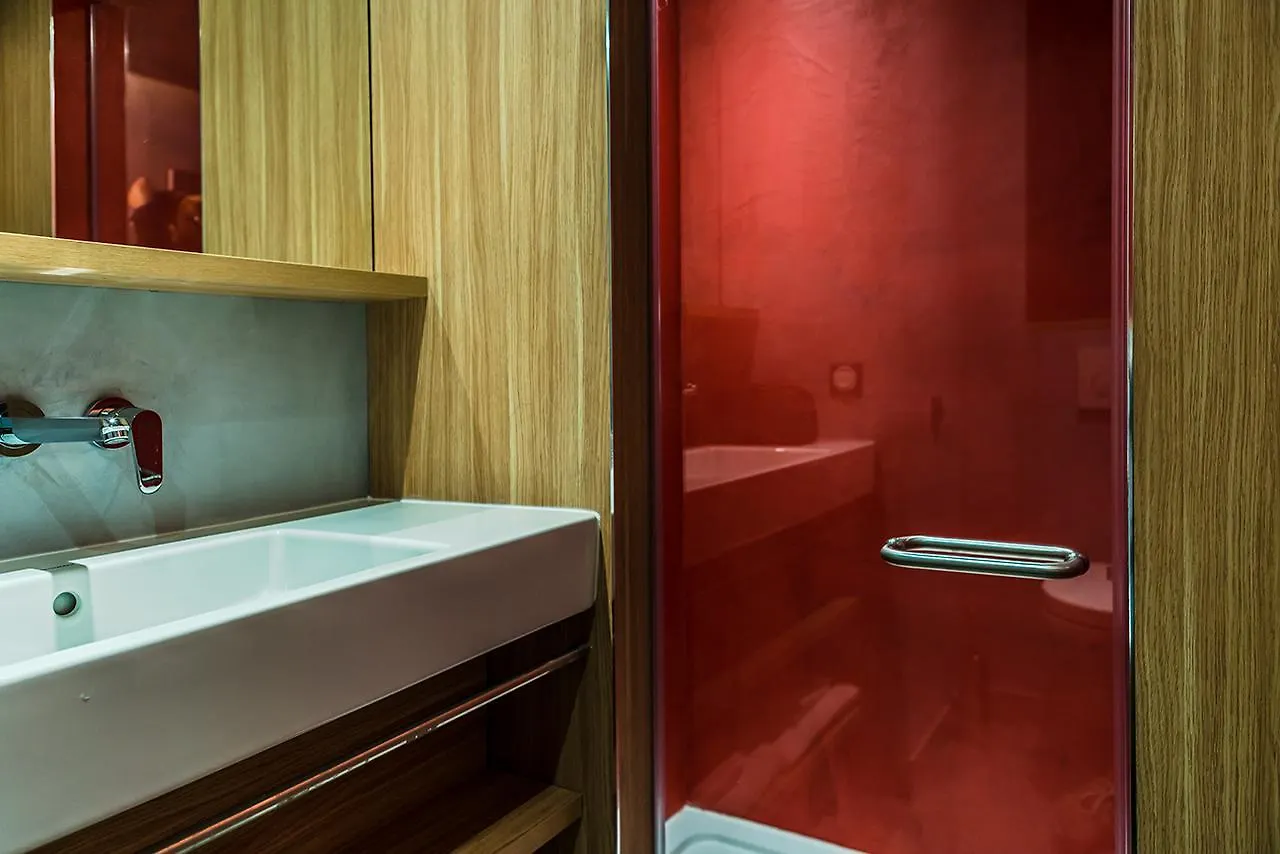 Yooma Urban Lodge Tour Eiffel Parigi 3*,  Francia